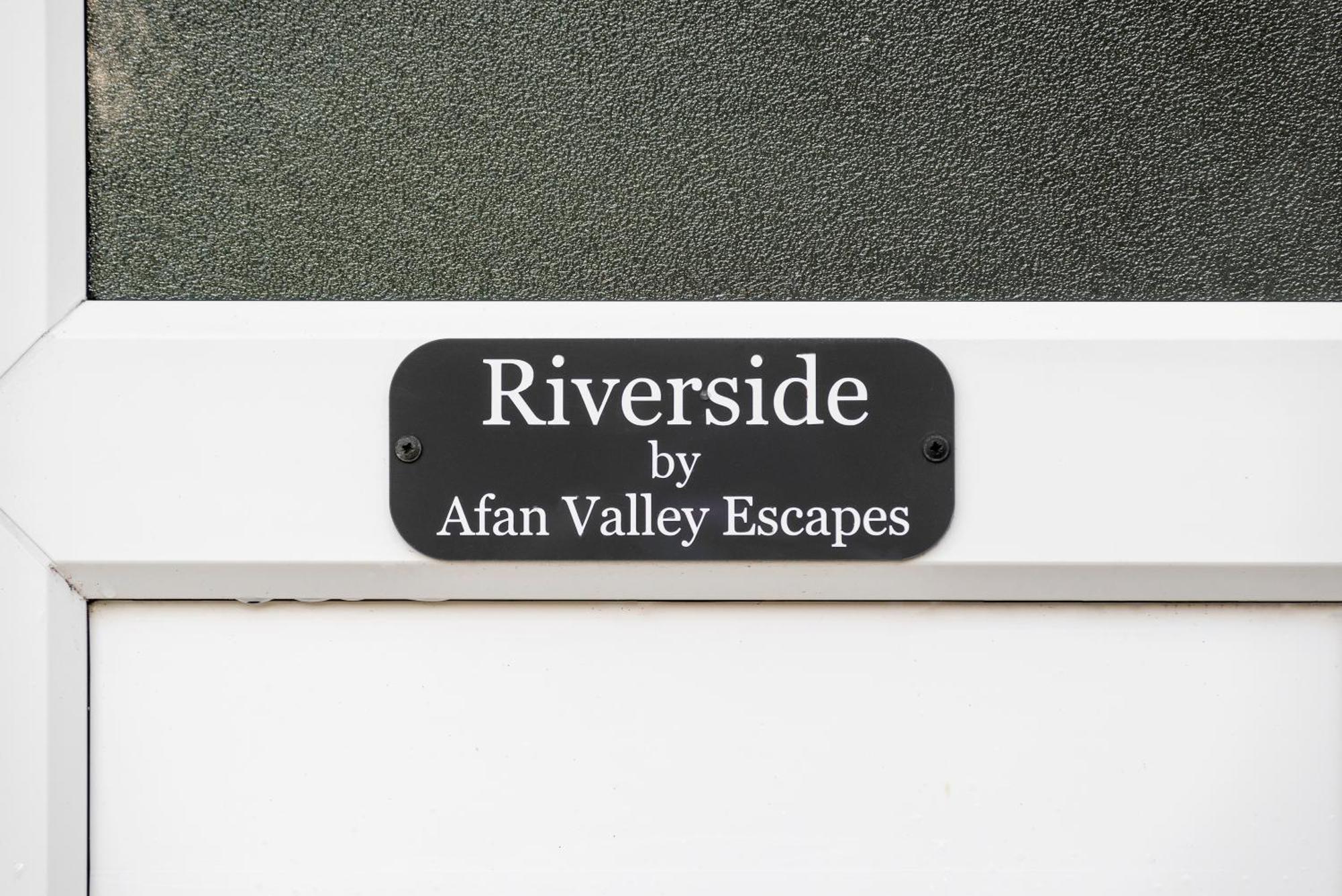 Riverside Great House In The Afan Forest Bike Park By Staystaycations Glyncorrwg Luaran gambar